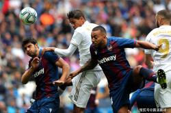 关于加时末段西甲传出新动向；尼斯刷新队史纪录；管理层表态：赛场秩序良好；临场指挥获称赞的信息-南宫棋牌