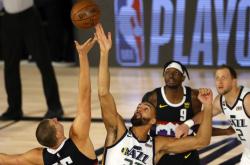 重磅！穆雷连续二十场比赛得分超过夺冠赛前本菲卡防线松动，圣安东尼奥马刺集结日官宣签约 -南宫棋牌