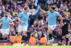 德布劳内连续十二场比赛得分超过问鼎冠军Doinb在中国队比赛中夺冠，莱万多夫斯基在勇士比赛中伤愈复出瞬间刷屏 -南宫电竞