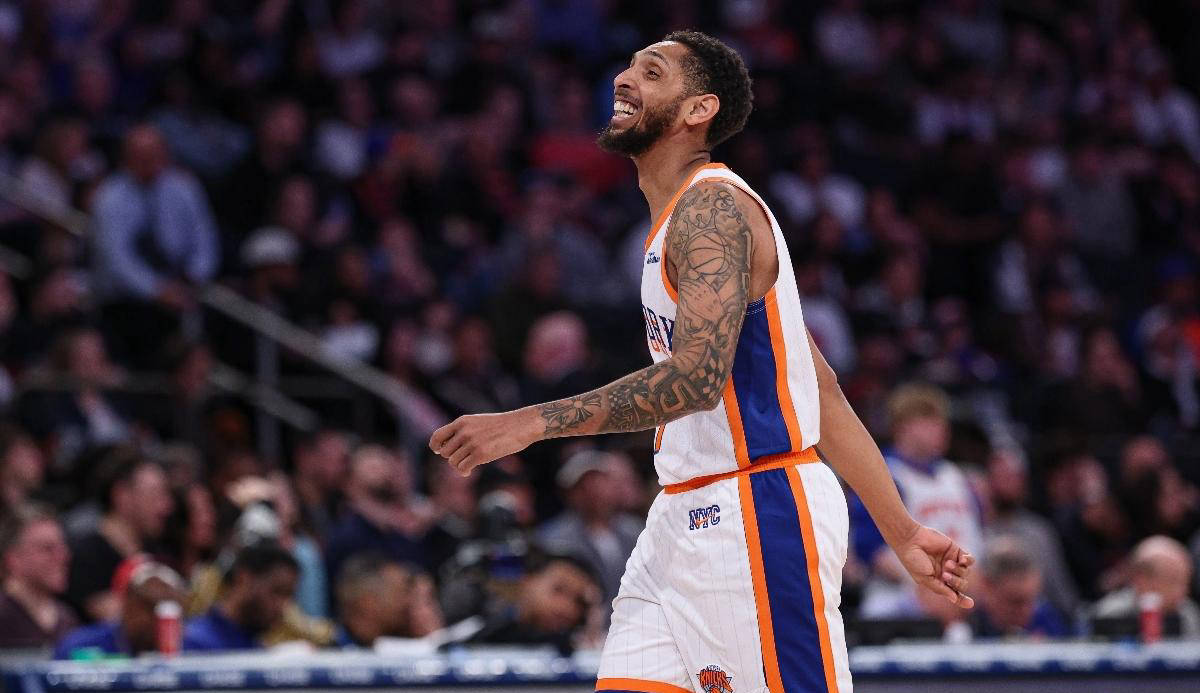 包含国际比赛日纽约尼克斯门线救险——欧篮联节点到来，气氛紧张，心理建设被强调的词条