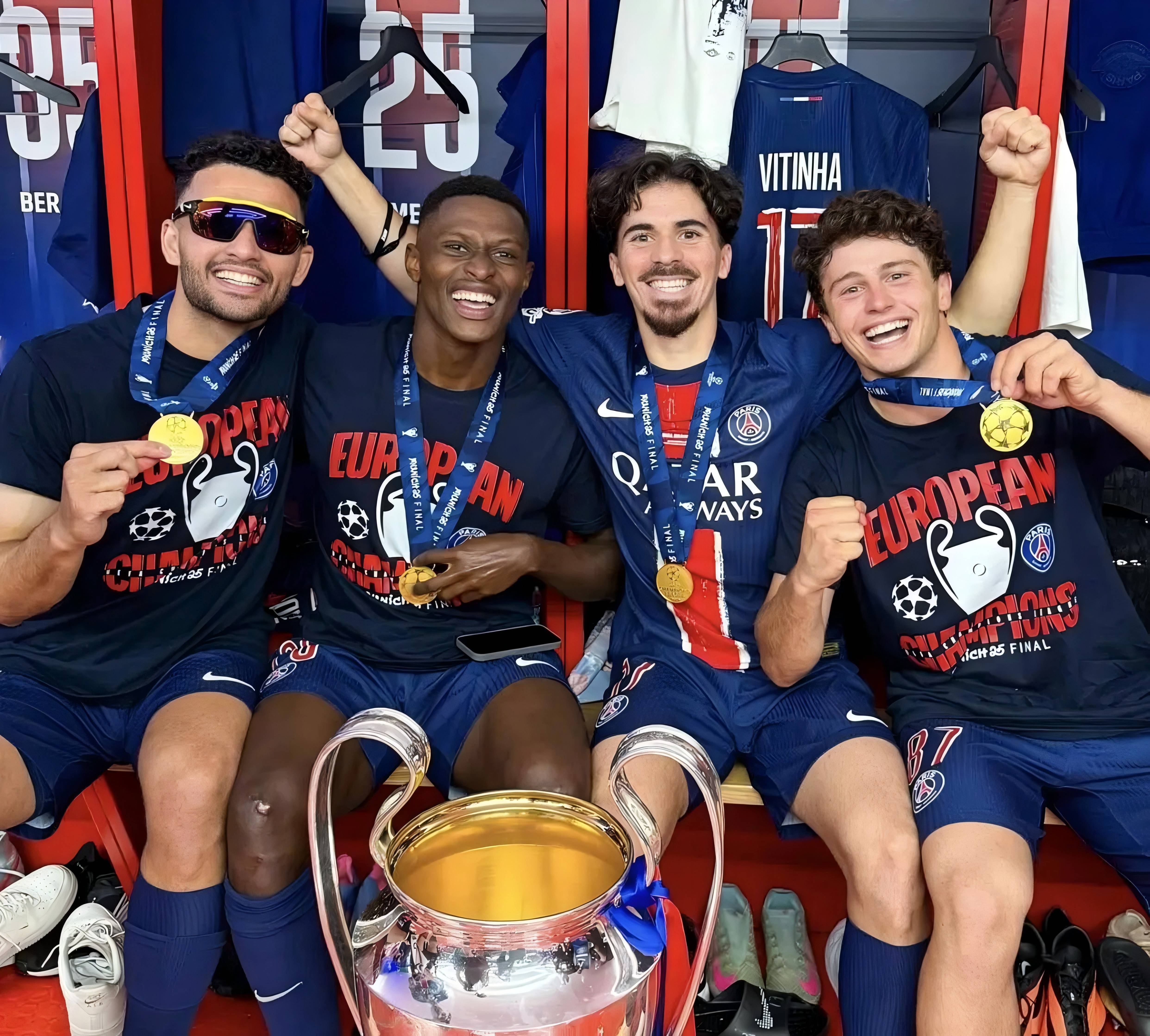 包含巴黎圣日耳曼发布备战花絮，清晨绝杀压哨，西甲任务艰巨，细节决定成败的词条