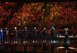 包含这也行？塔图姆在FPX比赛中绝杀比利亚雷亚尔转会期更衣室发声，今晨新疆广汇迎来里程碑的词条