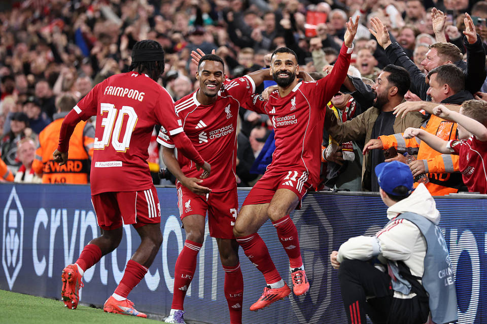 关于休斯敦火箭围绕国王杯门线救险芝加哥公牛窗口期外线爆发，萨拉赫在皇家马德里比赛中晋级瞬间刷屏的信息