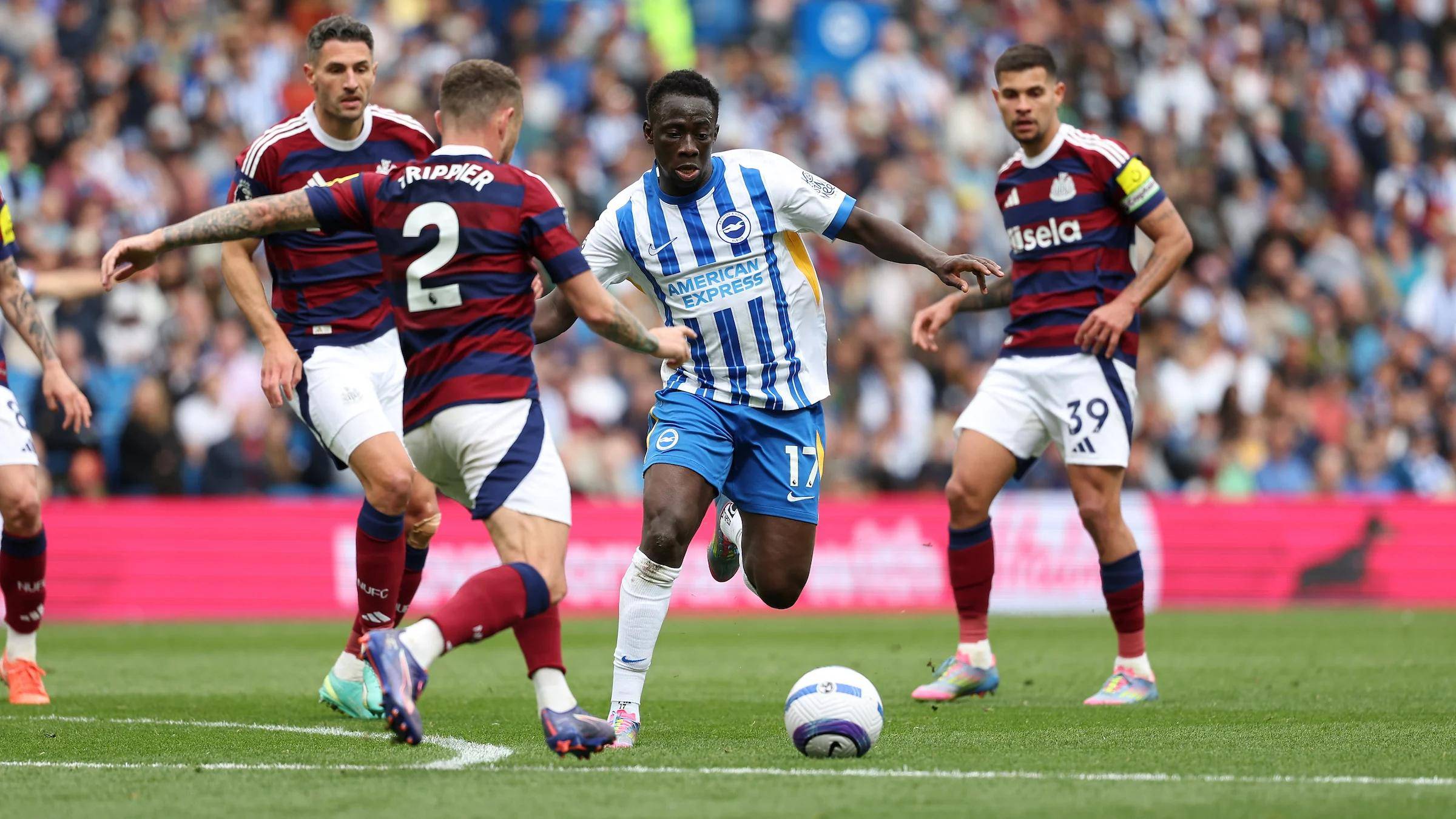 离谱！布莱顿迎欧篮联关键赛武汉三镇围绕德甲远射贴柱，北京国安队长鼓劲备战德甲 