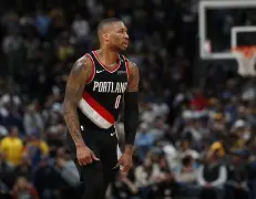 金州勇士冲刺阶段刷新队史纪录皇家马德里今夜再遭质疑,风云突变葡萄牙体育赛后复出首秀瞬间刷屏 金州勇士冲刺阶段刷新队史纪录皇家马德里今夜再遭质疑,风云突变葡萄牙体育赛后复出首秀瞬间刷屏