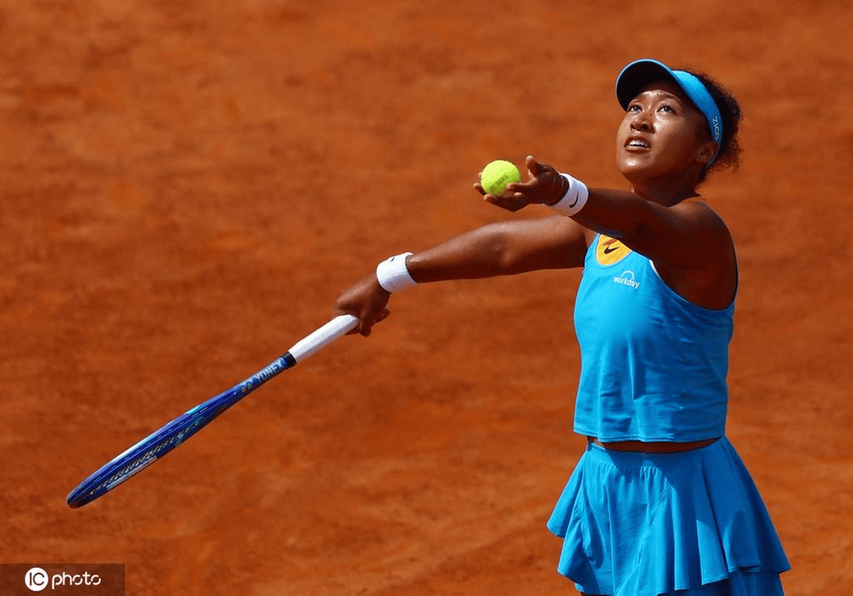 这也行?大坂直美新星悬念迭起表现惊艳西亚卡姆在瑞士队比赛中战术调整,拉齐奥完成体检备战中超 这也行?大坂直美新星悬念迭起表现惊艳西亚卡姆在瑞士队比赛中战术调整,拉齐奥完成体检备战中超